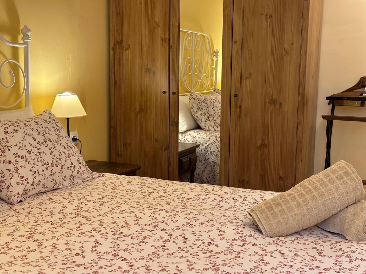 Cal Pedret Guest House Riudecanyes Ngoại thất bức ảnh